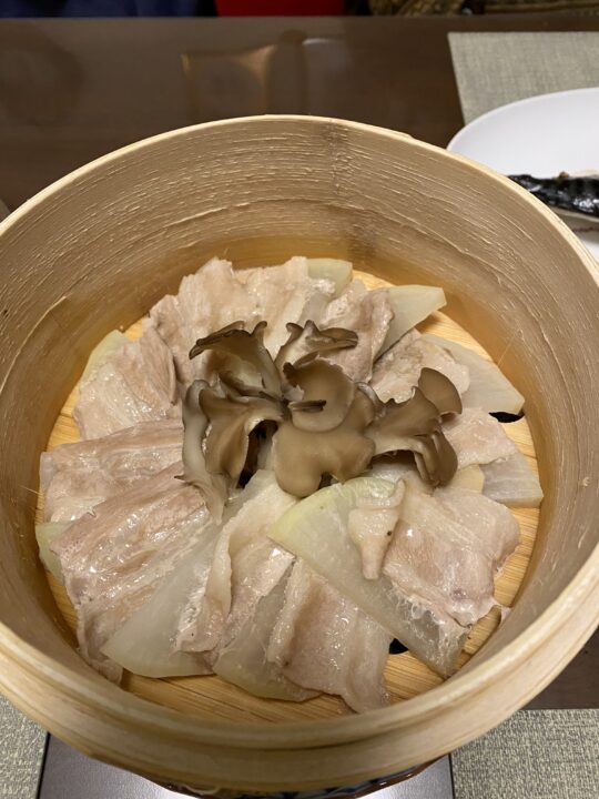 大根と豚バラのせいろ蒸し