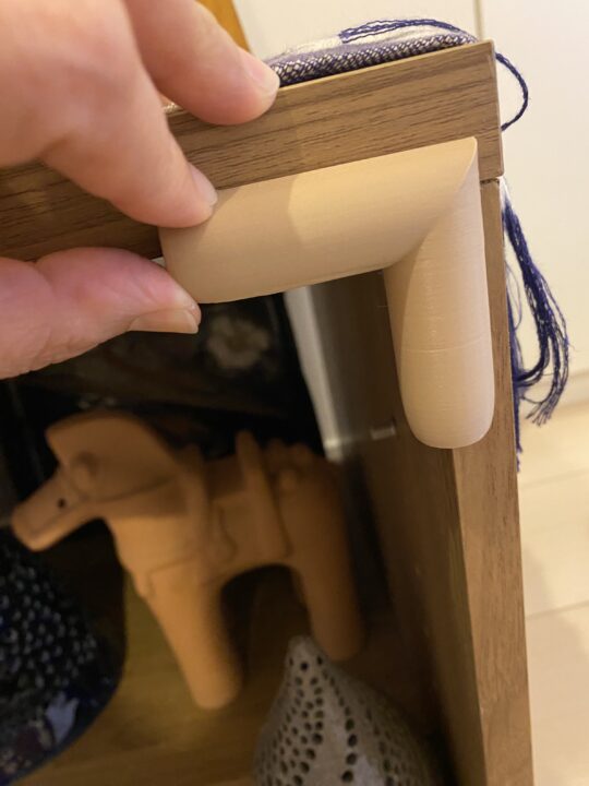 内側につけるコーナーガード